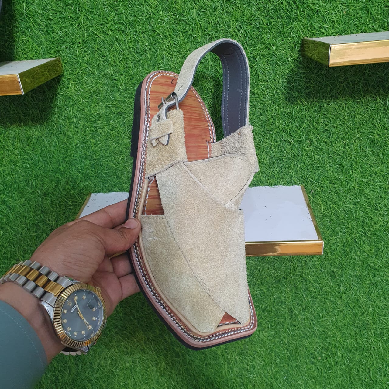 Sabar peshawari chappal code 18
