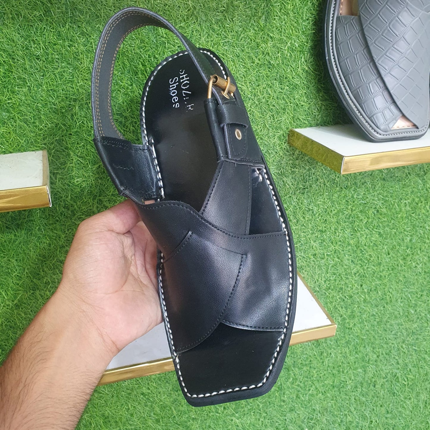 Beautiful Design Of Peshawari Chappal In Dark Green Color code/A23