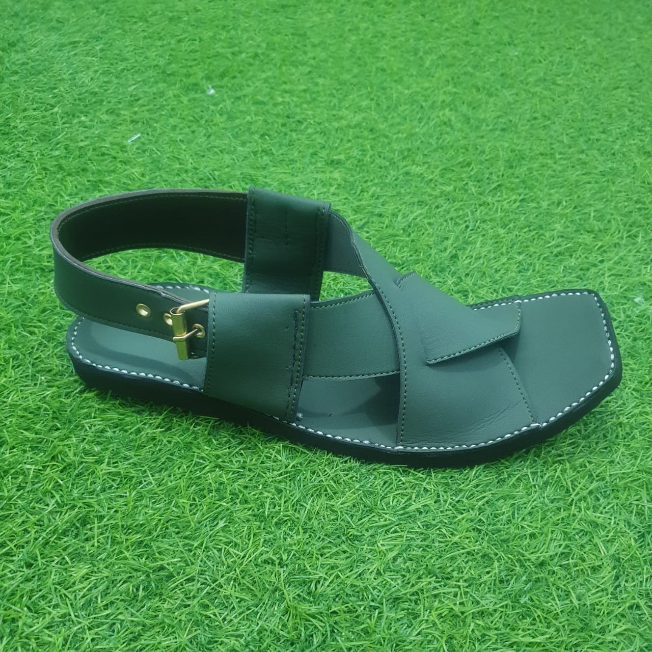 Beautiful Design Of Peshawari Chappal In Dark Green Color code/A23